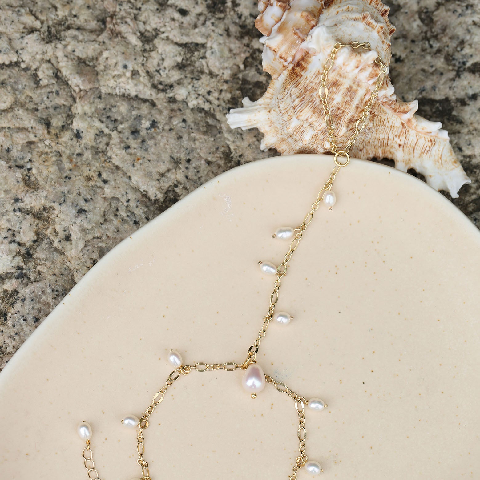 White rice pearl dangle hand chain