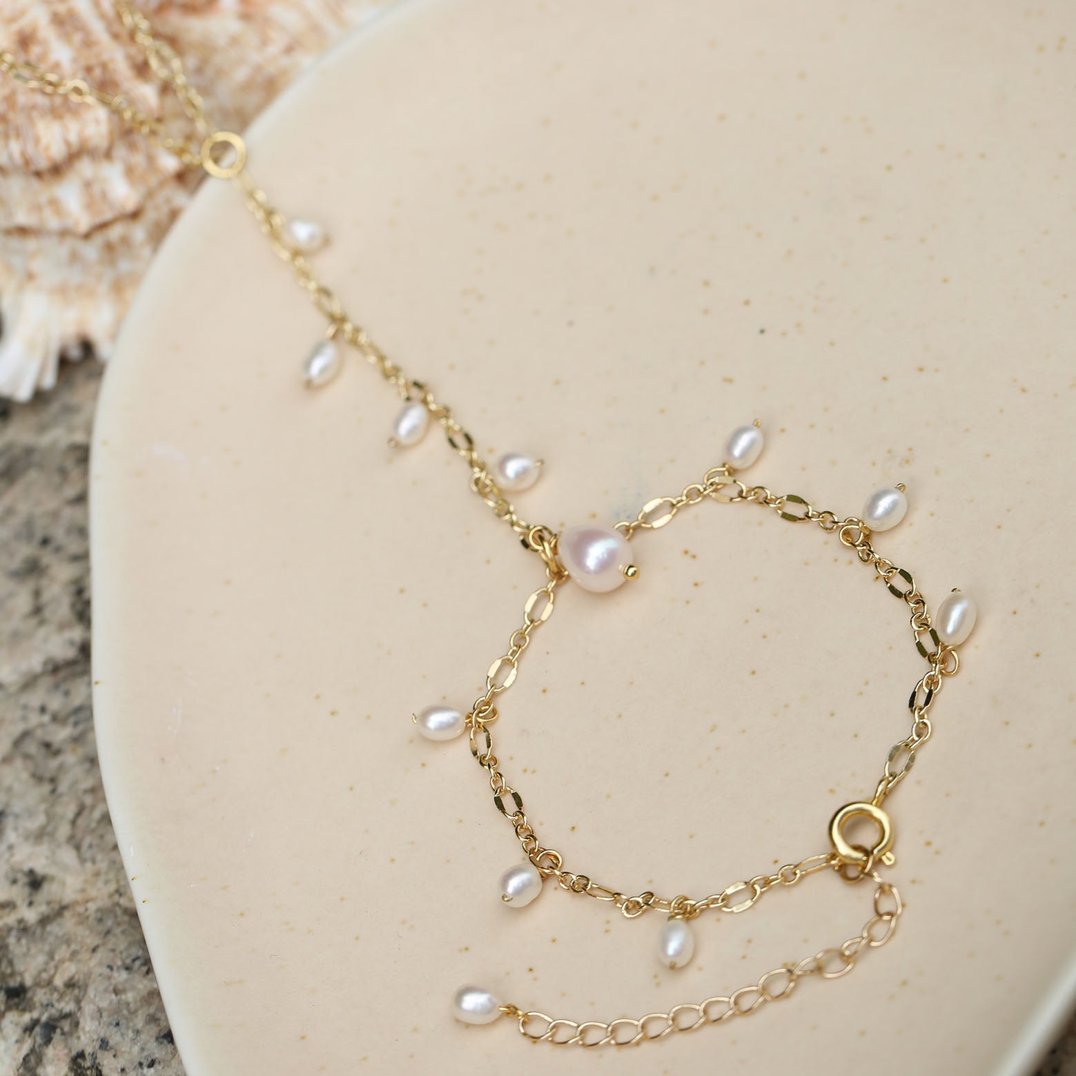 White rice pearl dangle hand chain