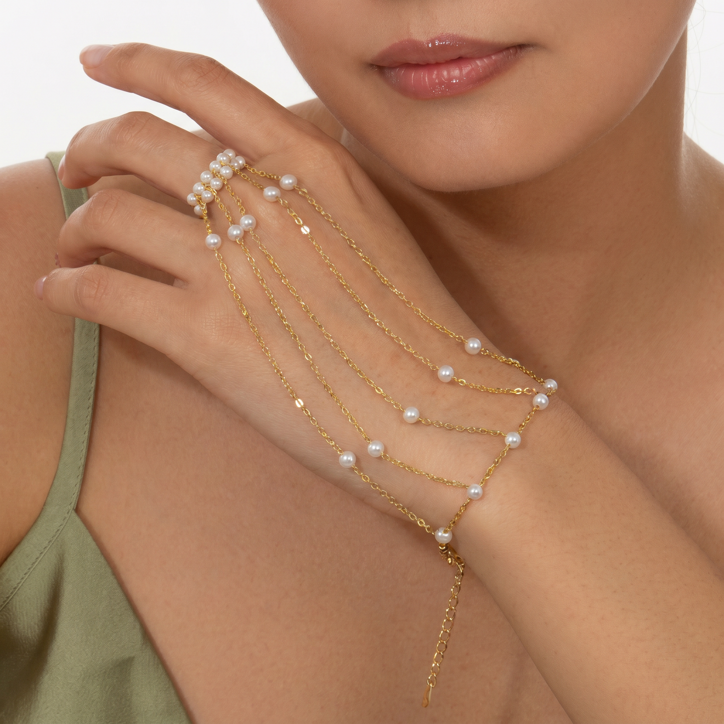 Multiple-row natural freshwater pearl interlocking bracelet
