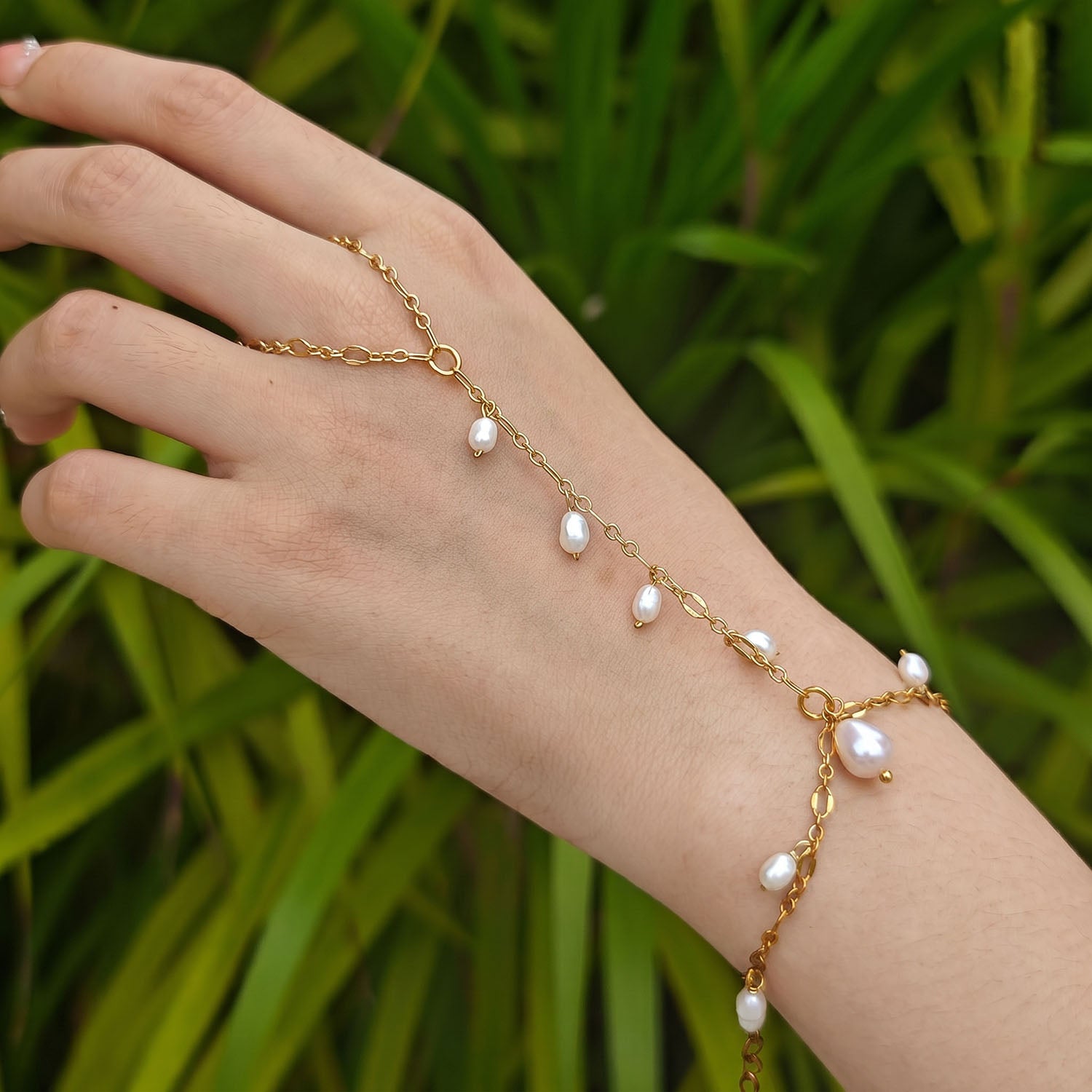 White rice pearl dangle hand chain