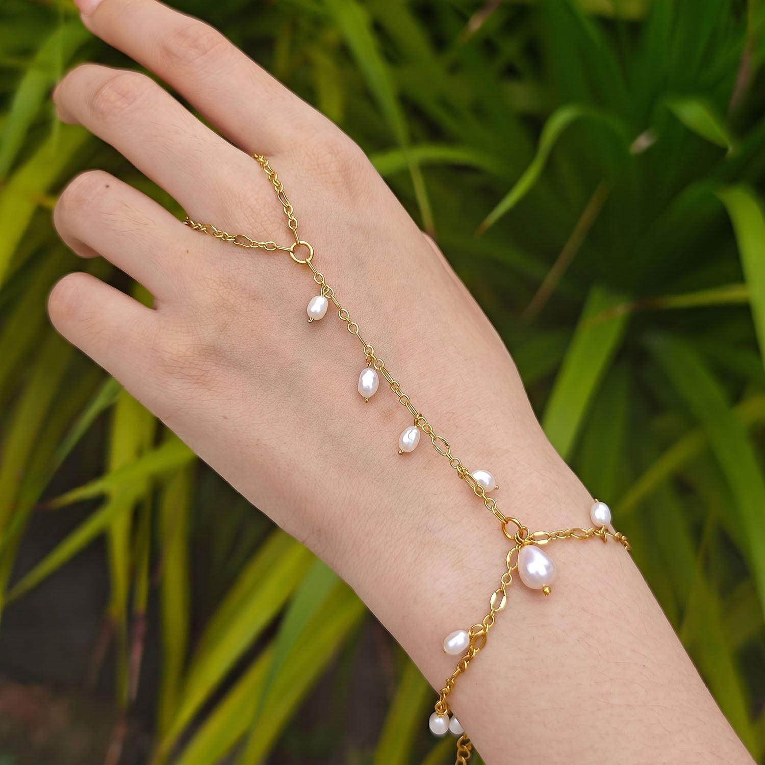White rice pearl dangle hand chain